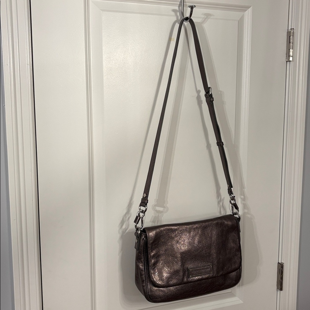 Marc By Marc Jacobs Metallic Leather Crossbody Bag - Picture 4 of 13